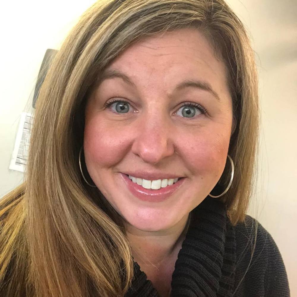 Meet your Posher, Lori